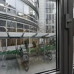 Lumina Studios Near Palac Kultury I Nauki * Varsó