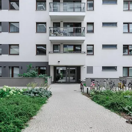 Lumina With Balcony Near Arkadia Center