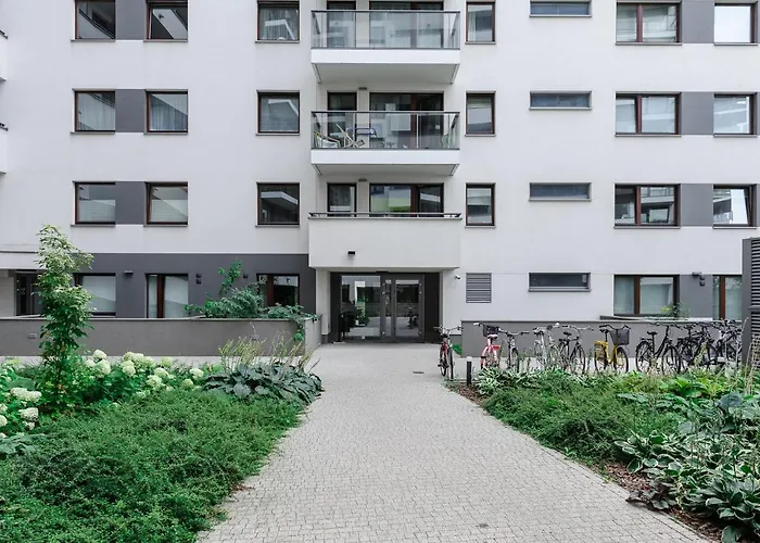 Lumina With Balcony Near Arkadia Center