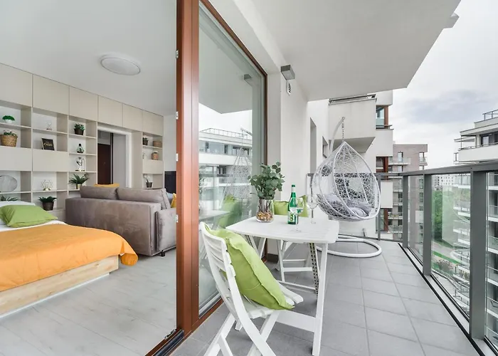 Lumina With Balcony Near Arkadia Center *