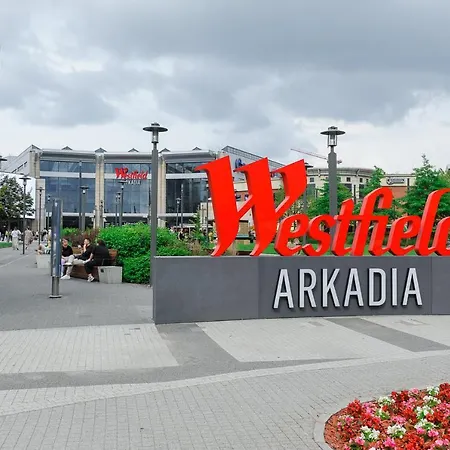 Apartment Lumina With Balcony Near Arkadia Center Warsaw